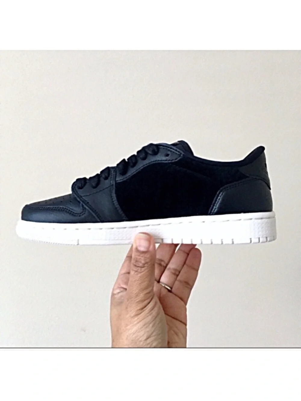 Nike Air Jordan 1 Retro Low NS Black Pony Hair Women’s Sneakers Size 7